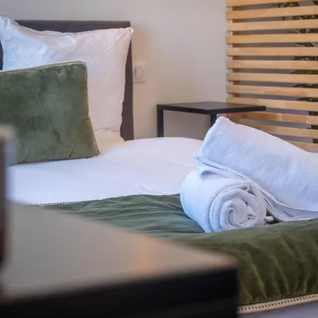 Le Napoleon Apartment